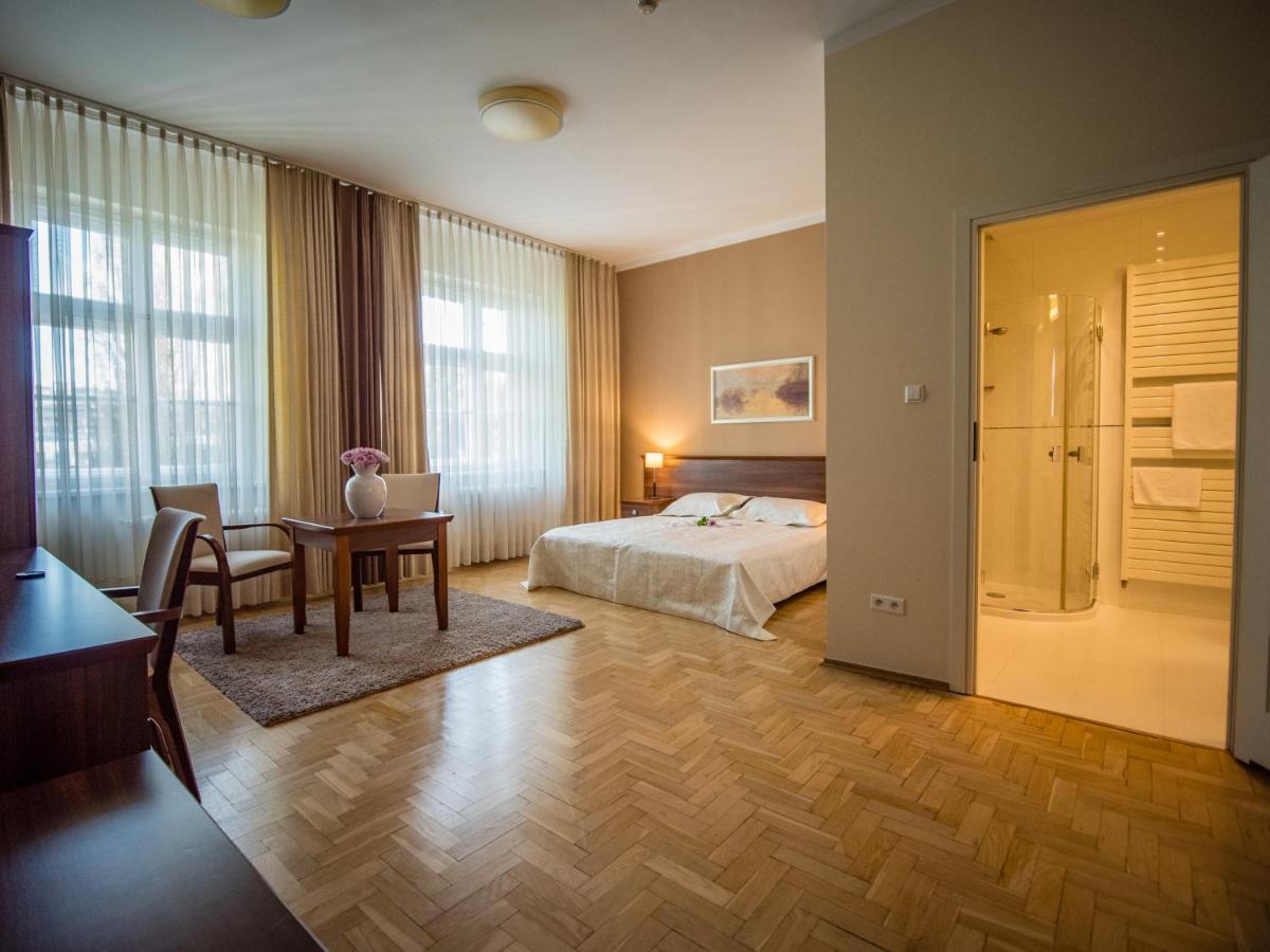 Dom Profesorski Im. Stanislawa Pigonia * Krakau